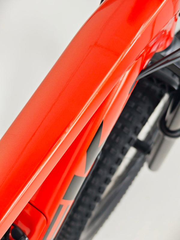 Trek Slash 7 2023 / MEDIUM / RRP: £3,200.00 / Very Good Condition