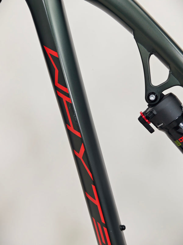 Whyte T-160 S V1/ LARGE / Dropper / RRP: £2,800.00 when new / Very Good Condition