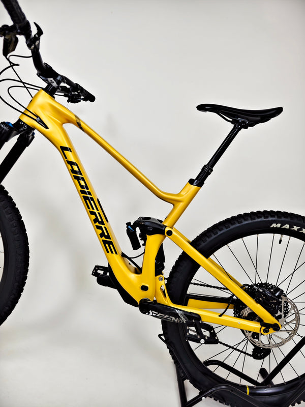 Lapierre Spicy CF 6.9 2023 / LARGE / RRP: £4,699.00 / Very Good Condition