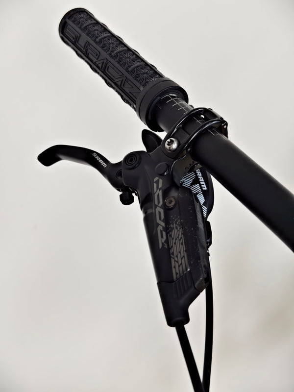 Lapierre Spicy CF 6.9 2023 / LARGE / RRP: £4,699.00 / Very Good Condition