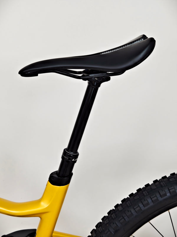 Lapierre Spicy CF 6.9 2023 / LARGE / RRP: £4,699.00 / Very Good Condition