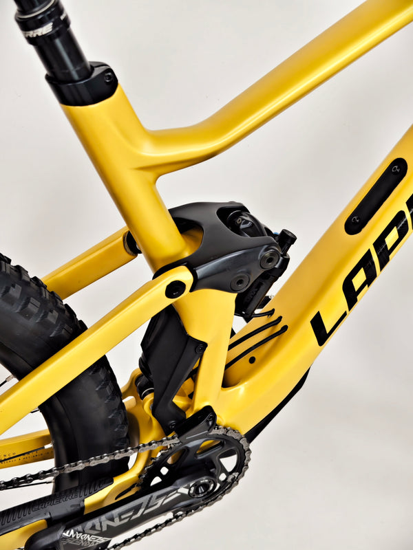 Lapierre Spicy CF 6.9 2023 / LARGE / RRP: £4,699.00 / Very Good Condition