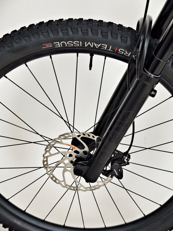 TREK Fuel EX 9.7 Gen 6 2023 CARBON / LARGE / RRP: £4,175.00 / Very Good Condition