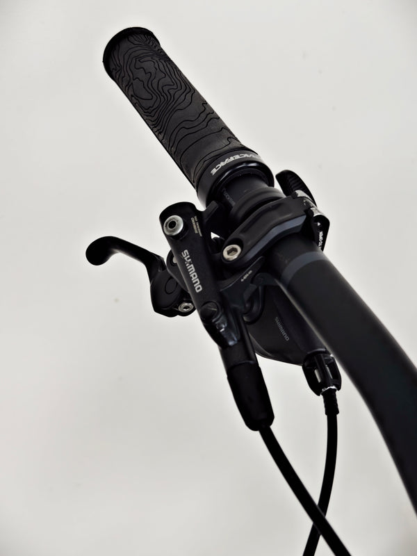TREK Fuel EX 9.7 Gen 6 2023 CARBON / LARGE / RRP: £4,175.00 / Very Good Condition