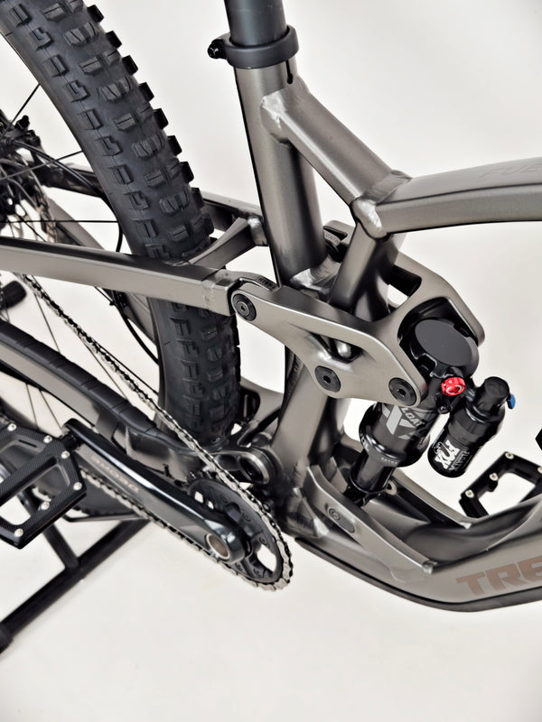 TREK Fuel EX 9.7 Gen 6 2023 CARBON / LARGE / RRP: £4,175.00 / Very Good Condition