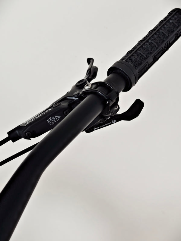 Specialized Turbo Levo SL Comp 2022 Electric FS Bike / MEDIUM / RRP: £6,500.00 / Very Good Condition / Only 140 miles from new!