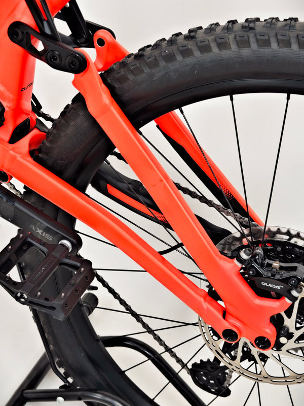 Specialized Turbo Levo SL Comp 2022 Electric FS Bike / MEDIUM / RRP: £6,500.00 / Very Good Condition / Only 140 miles from new!