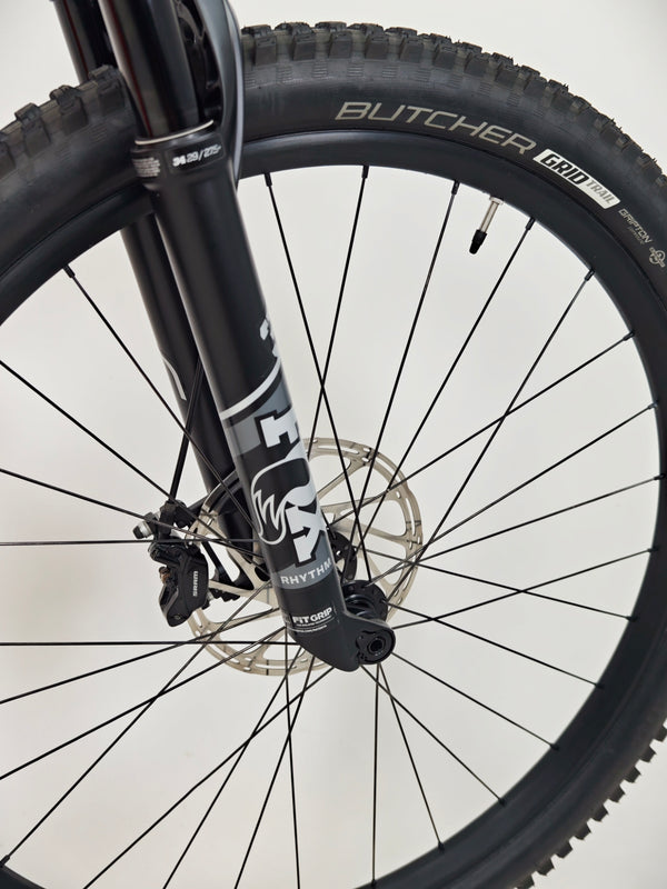 Specialized Turbo Levo SL Comp 2022 Electric FS Bike / MEDIUM / RRP: £6,500.00 / Very Good Condition / Only 140 miles from new!