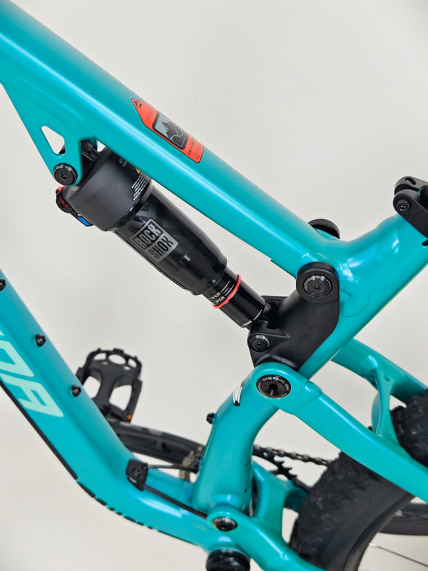 Merida One-Twenty 700 29 2023 / MEDIUM / RRP: £3,100.00 / Like NEW!