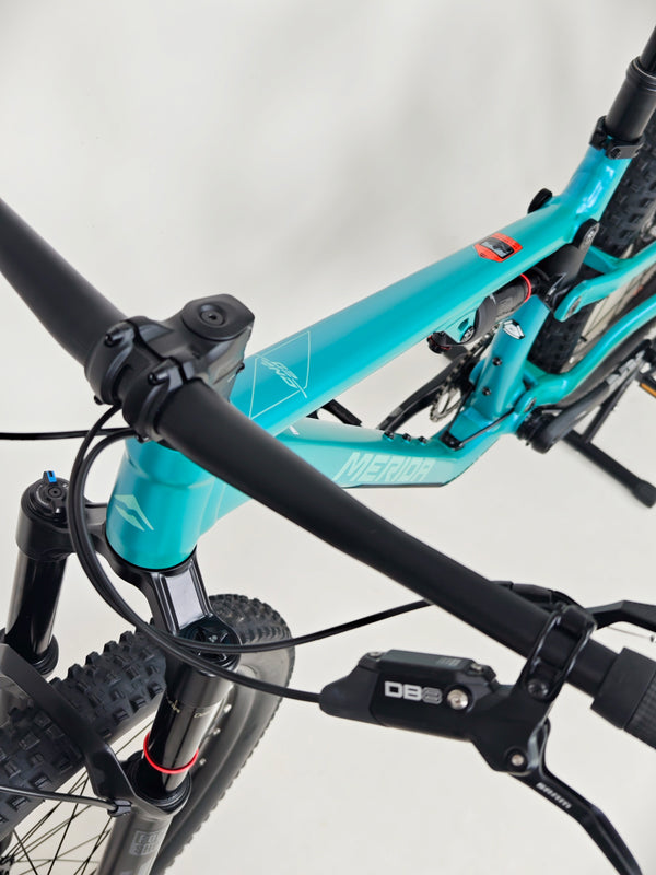 Merida One-Twenty 700 29 2023 / MEDIUM / RRP: £3,100.00 / Like NEW!