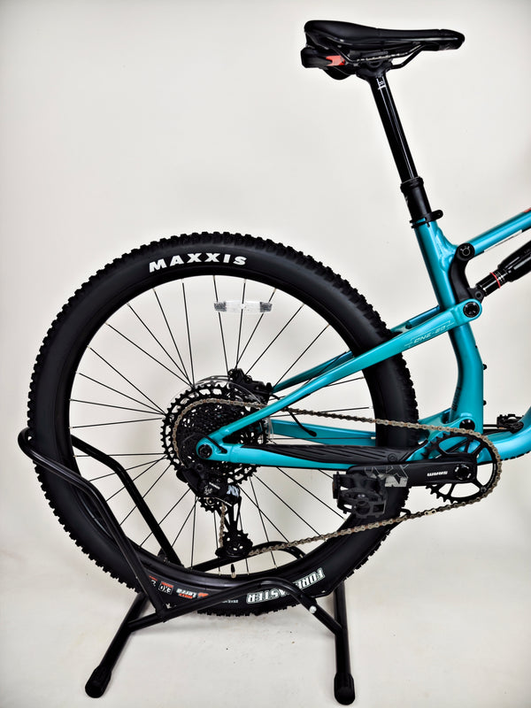 Merida One-Twenty 700 29 2023 / MEDIUM / RRP: £3,100.00 / Like NEW!