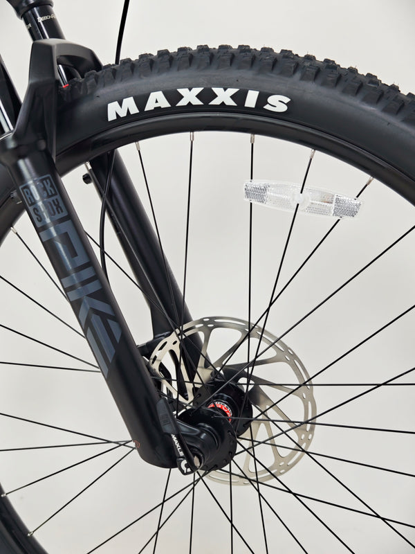 Merida One-Twenty 700 29 2023 / MEDIUM / RRP: £3,100.00 / Like NEW!