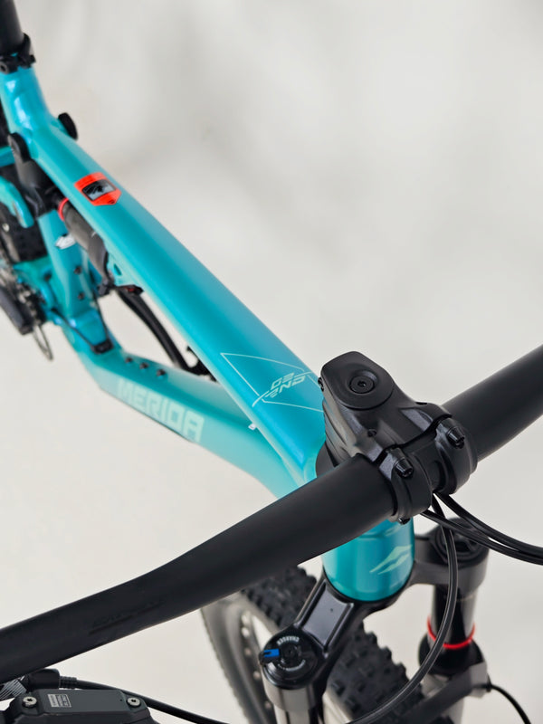Merida One-Twenty 700 29 2023 / MEDIUM / RRP: £3,100.00 / Like NEW!
