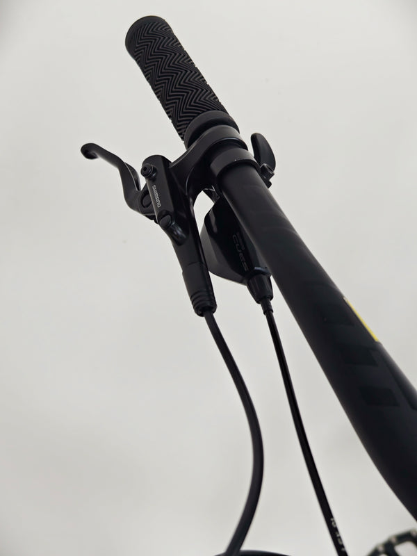 Giant Stance 2024 / MEDIUM / RRP: £1,999.00 / Excellent Condition!