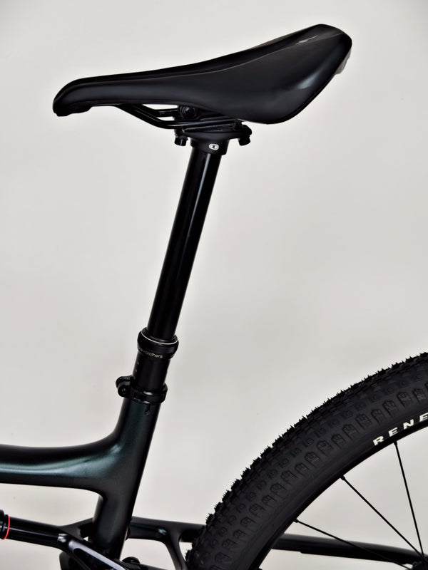 Specialized Epic Comp 2022 Carbon / LARGE / RRP: £5,250.00 / Excellent Condition!
