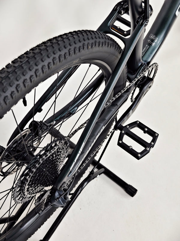 Specialized Epic Comp 2022 Carbon / LARGE / RRP: £5,250.00 / Excellent Condition!