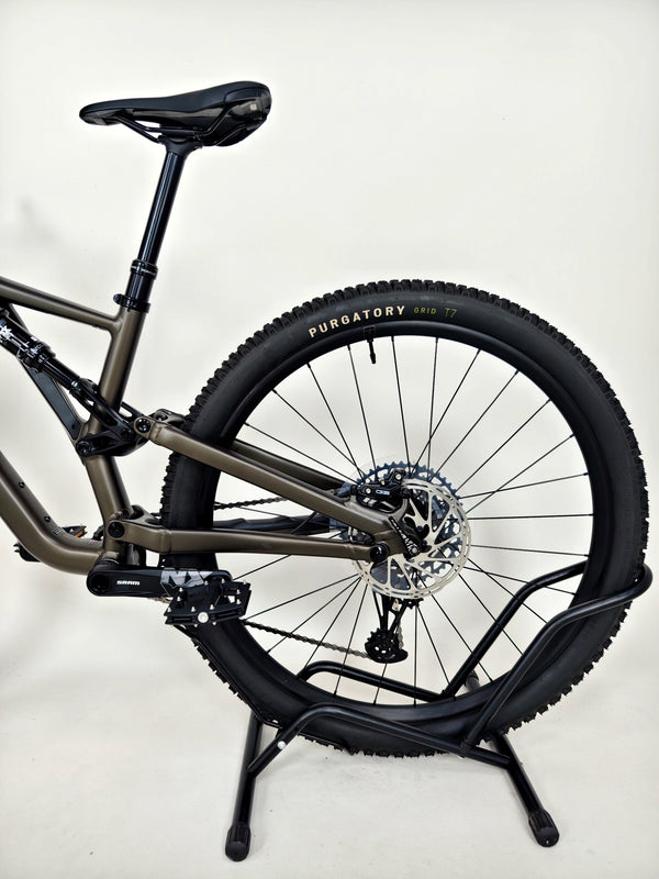 Specialized Stumpjumper Comp Alloy 29 2024 / MEDIUM / RRP: £2,900.00 / Excellent Condition!