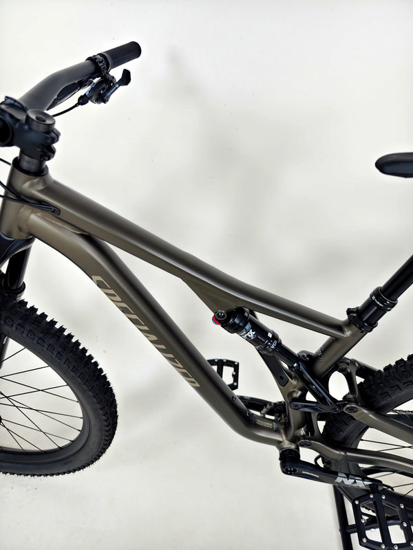 Specialized Stumpjumper Comp Alloy 29 2024 / MEDIUM / RRP: £2,900.00 / Excellent Condition!