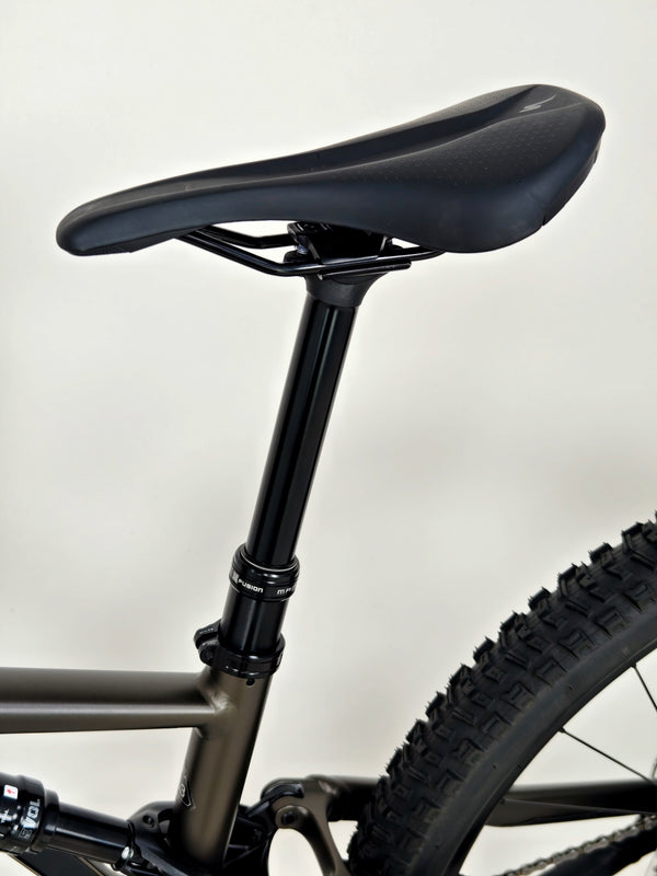 Specialized Stumpjumper Comp Alloy 29 2024 / MEDIUM / RRP: £2,900.00 / Excellent Condition!