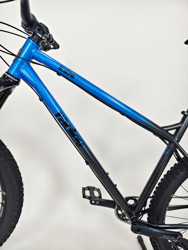 Ragley Blue Pig Race 2022 / XL / RRP: £2,499.99 / Very Good Condition