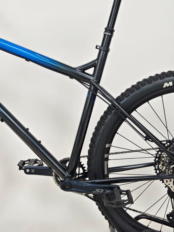 Ragley Blue Pig Race 2022 / XL / RRP: £2,499.99 / Very Good Condition