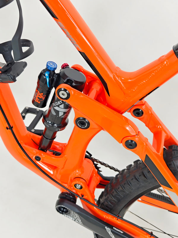 Transition Spire Alloy NX 2022 / LARGE / RRP: £4,299.00 / Very Good Condition