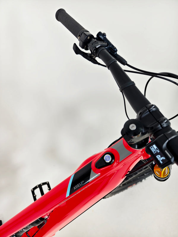 Saracen Ariel 50E Electric FS Bike 2024 / MEDIUM/ RRP: £4,999.00 / Excellent! / Only 127 miles from new!