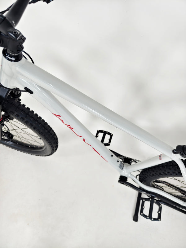 Whyte 905 V4 2023 / MEDIUM/ RRP: £2,099.00 / Excellent Condition!