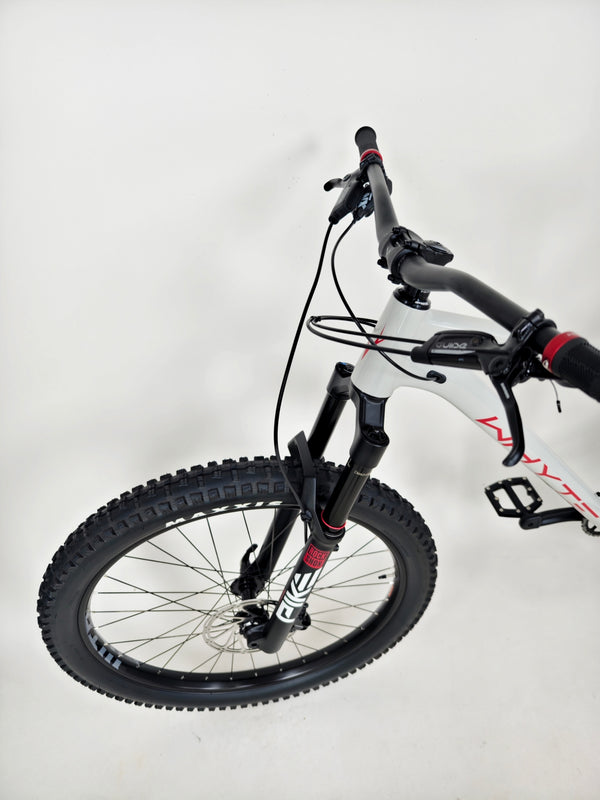 Whyte 905 V4 2023 / MEDIUM/ RRP: £2,099.00 / Excellent Condition!