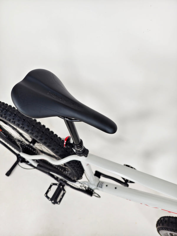 Whyte 905 V4 2023 / MEDIUM/ RRP: £2,099.00 / Excellent Condition!
