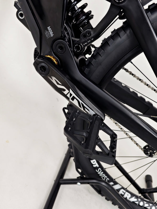 Canyon Sender CFR FMD 2021 / Downhill Bike / XL / FOX FLOAT 40 / RRP: £5,270.00 / Very Good Condition