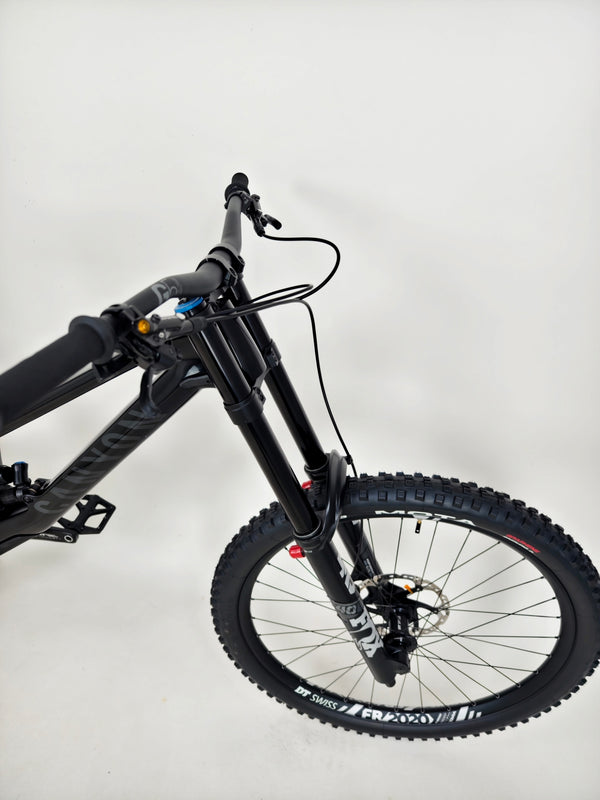 Canyon Sender CFR FMD 2021 / Downhill Bike / XL / FOX FLOAT 40 / RRP: £5,270.00 / Very Good Condition