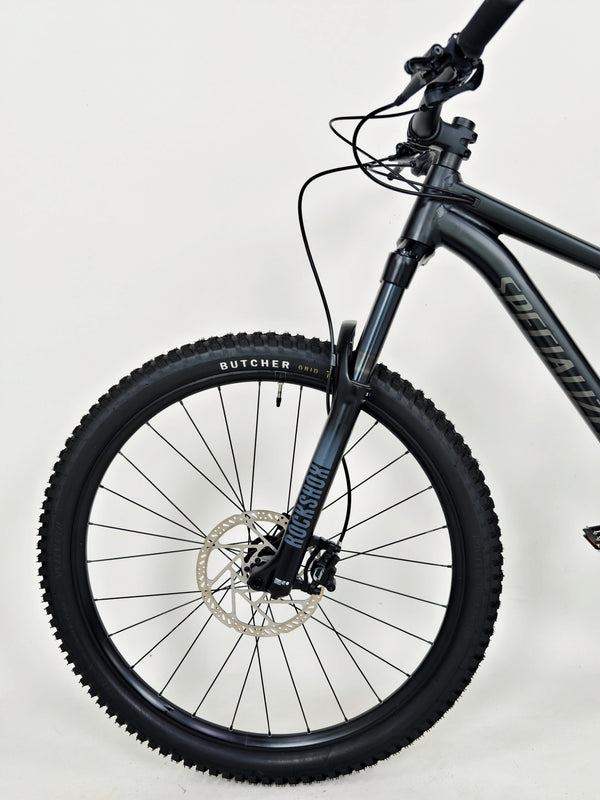 Specialized Stumpjumper Alloy 2022 / S3 - MEDIUM/ RRP: £2,100.00 / Very Good Condition