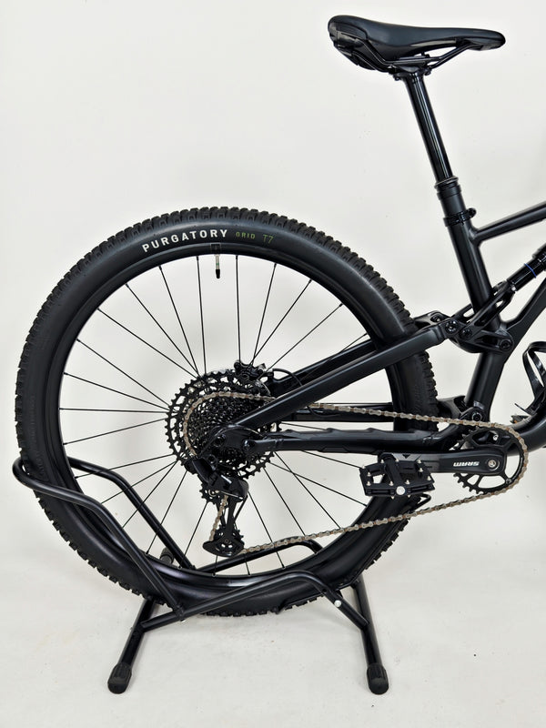 Specialized Stumpjumper Alloy 2022 / S3 - MEDIUM/ RRP: £2,100.00 / Very Good Condition