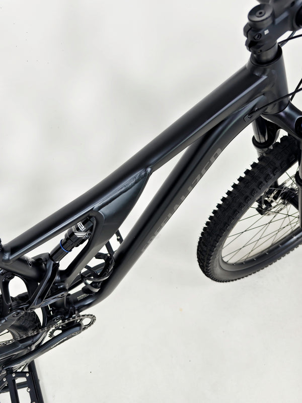 Specialized Stumpjumper Alloy 2022 / S3 - MEDIUM/ RRP: £2,100.00 / Very Good Condition