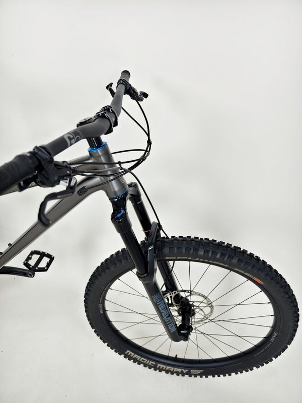 Commencal META HT AM 2023 / Custom-Built / Large / Very Good Condition