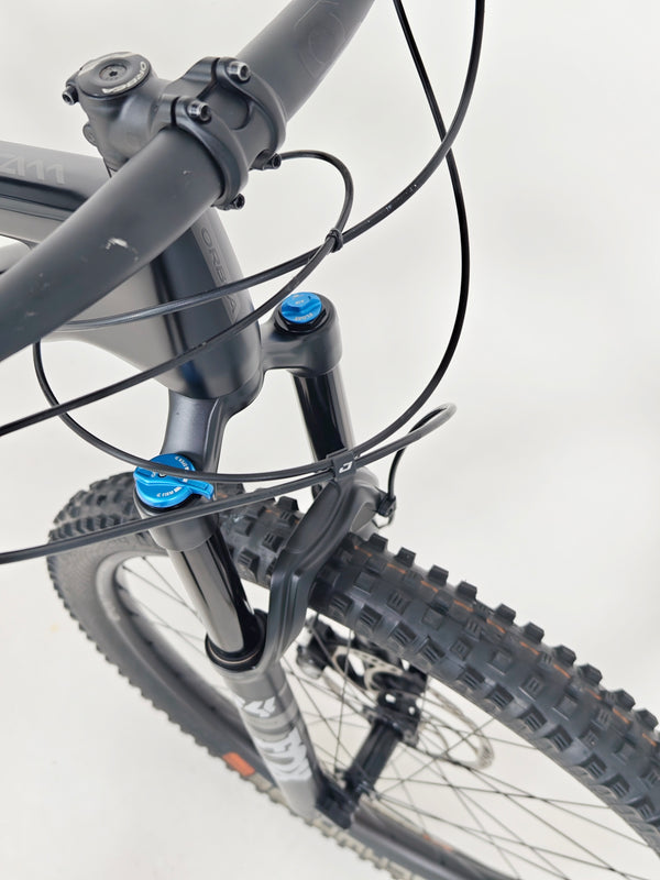 Orbea Occam Carbon / Custom-Built / LARGE / Est. value: £4,000 / Very Good Condition