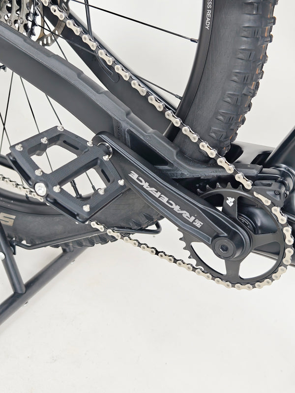 Orbea Occam Carbon / Custom-Built / LARGE / Est. value: £4,000 / Very Good Condition