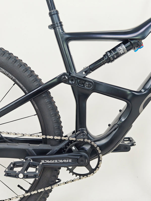 Orbea Occam Carbon / Custom-Built / LARGE / Est. value: £4,000 / Very Good Condition