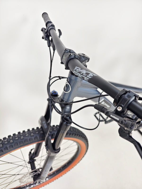 Orange Clockwork EVO 29 S 2022 / MEDIUM / RRP: £1,600.00 / Very Good Condition