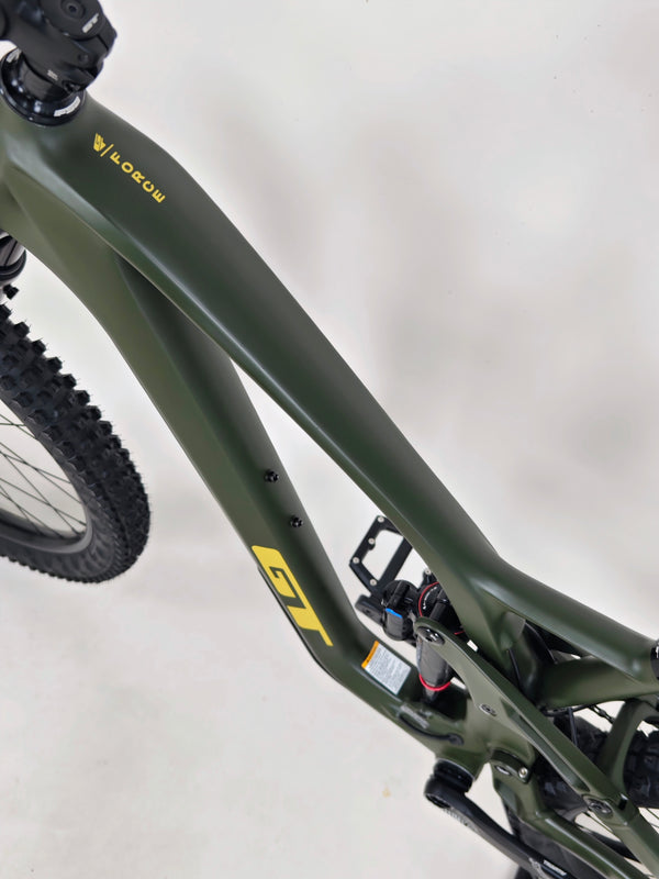 GT Force Carbon Pro Enduro Bike 2023 / MEDIUM / RRP: £4,700.00 / Excellent Condition!