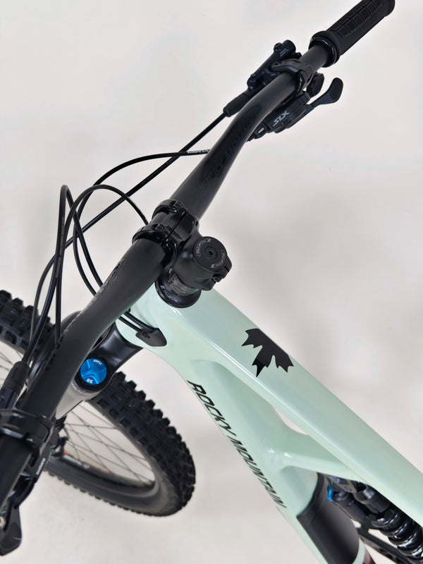 Rocky Mountain Slayer Carbon 50 2023 / LARGE / RRP: £5,999.00 / Very Good Condition