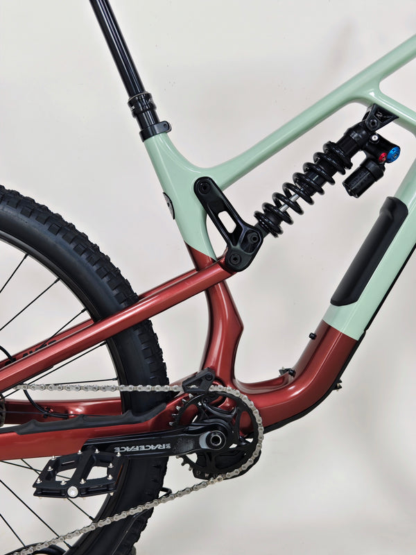 Rocky Mountain Slayer Carbon 50 2023 / LARGE / RRP: £5,999.00 / Very Good Condition