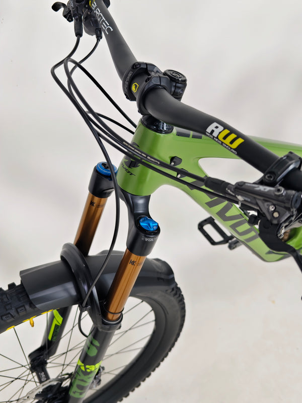 Pivot Switchblade Pro XT/XTR 2023 / LARGE / RRP: £8,100.00 / Very Good Condition