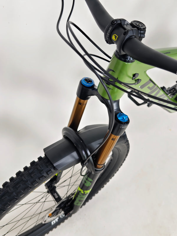 Pivot Switchblade Pro XT/XTR 2023 / LARGE / RRP: £8,100.00 / Very Good Condition