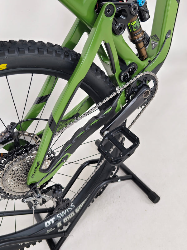 Pivot Switchblade Pro XT/XTR 2023 / LARGE / RRP: £8,100.00 / Very Good Condition