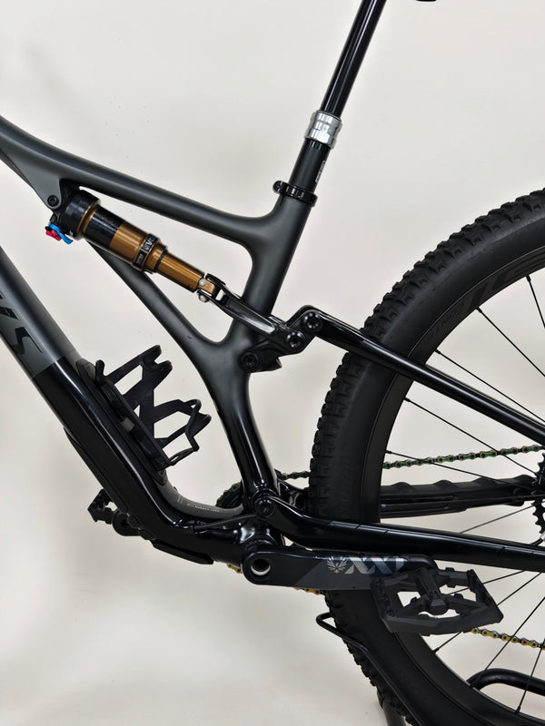 Specialized S-Works Stumpjumper AXS 2022 CARBON/ MEDIUM / RRP: £8,499.00 / Excellent Condition!