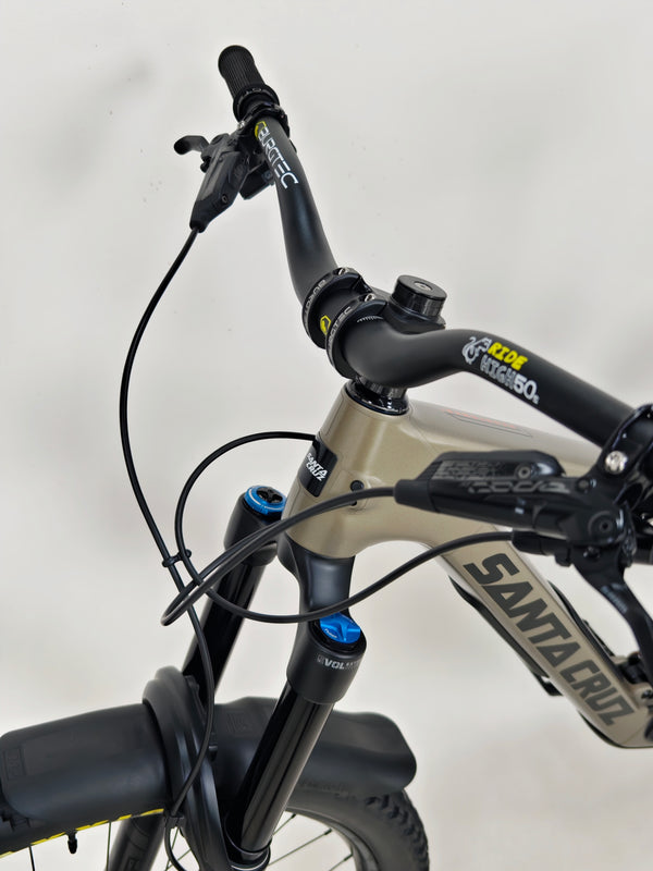 Santa Cruz Megatower 2 GX AXS C 2023 / Customized / LARGE / RRP: £7,899.00/ Excellent Condition!