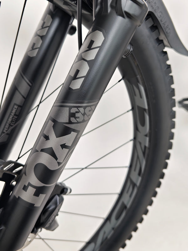 Santa Cruz Megatower 2 GX AXS C 2023 / Customized / LARGE / RRP: £7,899.00/ Excellent Condition!