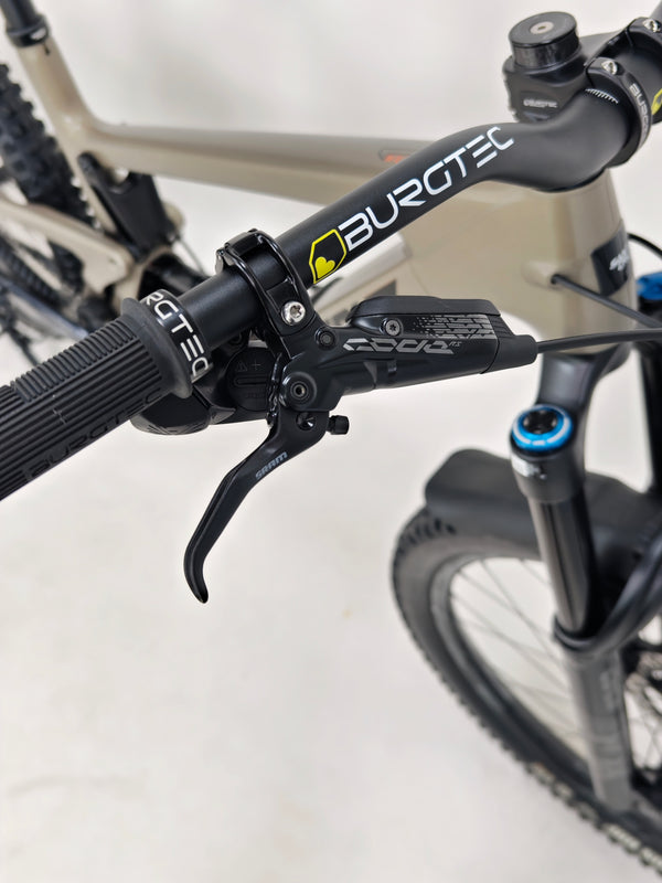 Santa Cruz Megatower 2 GX AXS C 2023 / Customized / LARGE / RRP: £7,899.00/ Excellent Condition!
